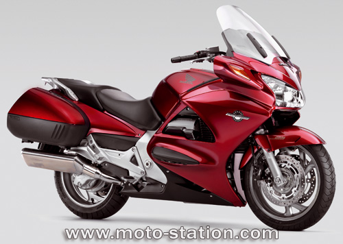 http://img52.xooimage.com/files/1/6/9/honda_st1300_pan_...uge_stpz-226130a.jpg