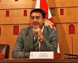 http://img52.xooimage.com/files/6/f/9/vitoria2010-patxilazcoz-275dd99.gif